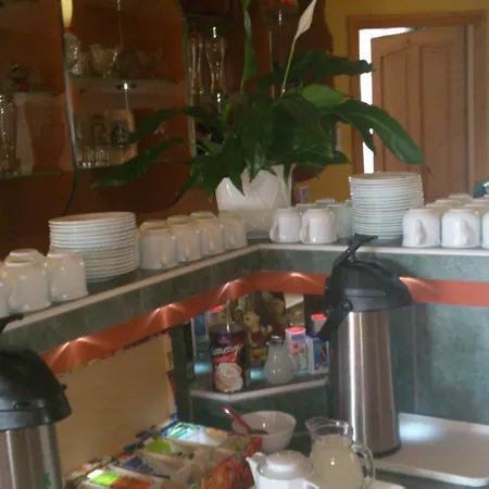 Couette-café Erika 3*